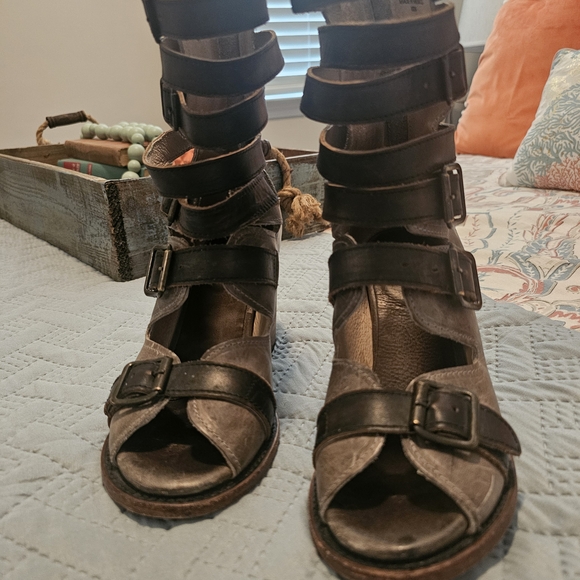 Freebird by Steven Distressed Brown Multi-Buckle Heeled Boots - Picture 3 of 3